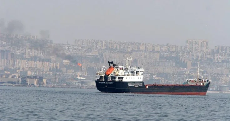 ABŞ Lark adasını hədəf aldı: Ölənlər var