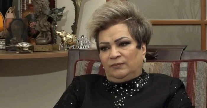 Xalq artisti: “Qolumla alnımın tərini silib, o sənədə imza atdım”