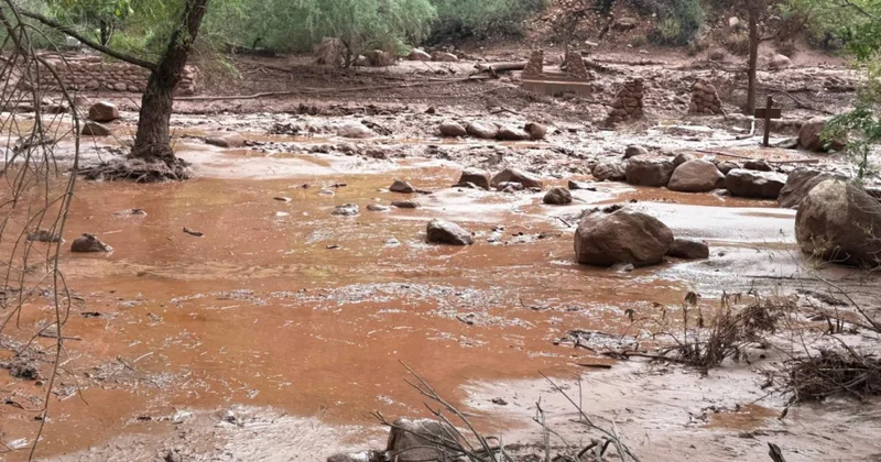 Arizona ştatında daşqından sonra 15 nəfər itkin düşüb