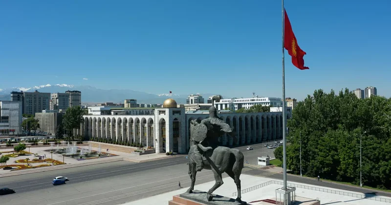 Азербайджанские журналисты прибыли в Бишкек