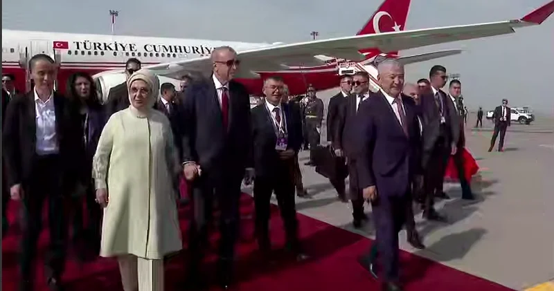Rəcəb Tayyib Ərdoğan Qırğızıstanda səfərdədir