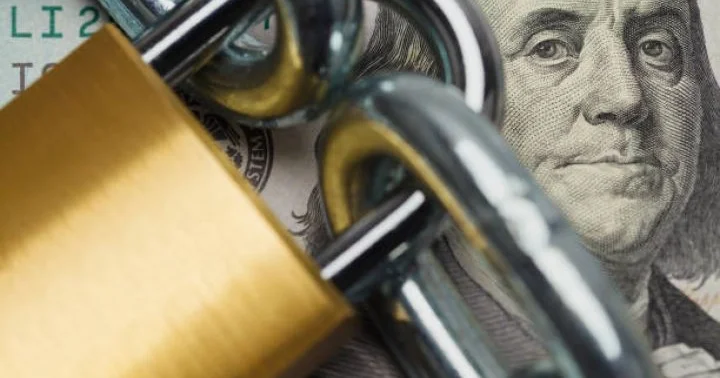 Dolların sabah üçün rəsmi məzənnəsi müəyyən olunub