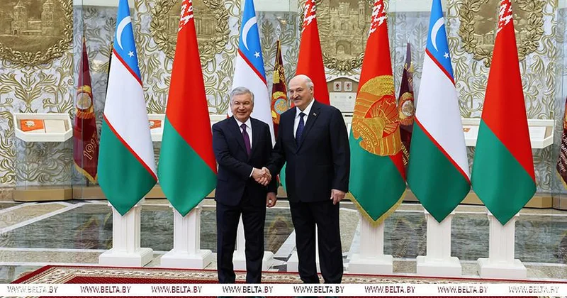 Özbəkistan və Belarus prezidentləri müzakirə apardı