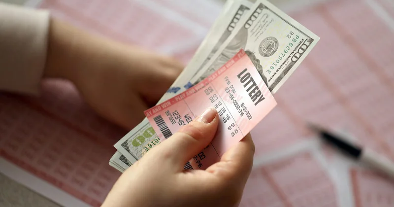 Мужчина пошел постричься и стал богаче на $100 тыс.