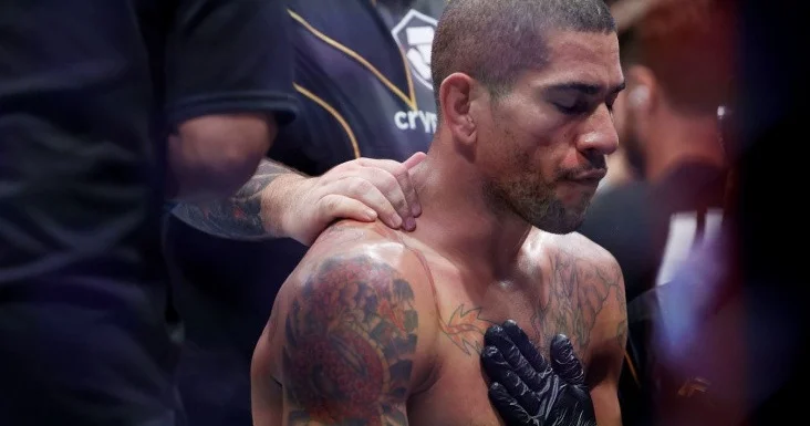 UFC çempionu Aleks Pereyra Mark Tsukerberqlə sparrinq keçirib