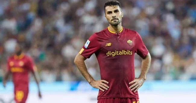 “Real” türkiyəli futbolçunu transfer edə bilər