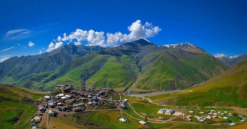 Tarix və turizm birləşir Xınalıq “Ən yaxşı turizm kəndi” seçildi FOTO