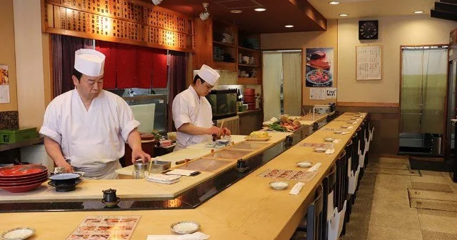 Bakıda məşhur suşi restoranında nöqsanlar AŞKARLANDI FOTO