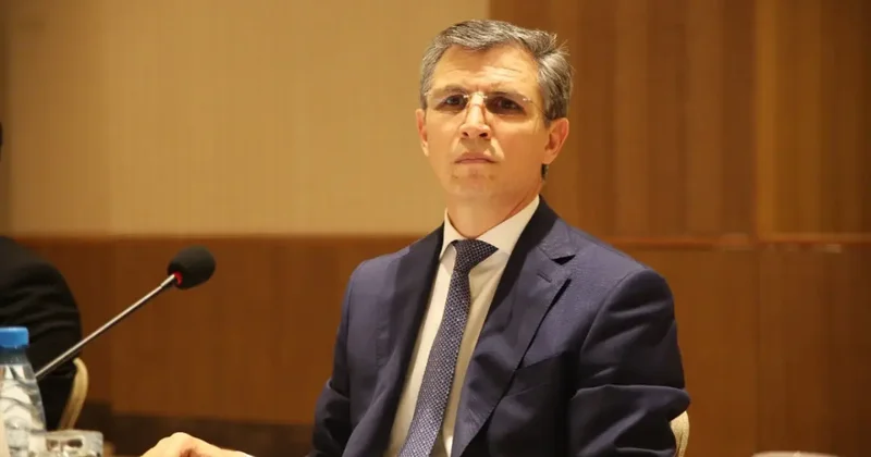 Tarix göstərir ki, hər millətin öz “zəfər dövrü” olur