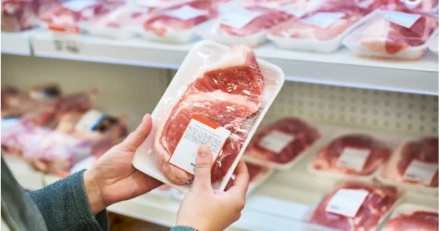 Marketdə ətə kimyəvi maddə vurulmasını necə müəyyən etmək olar?