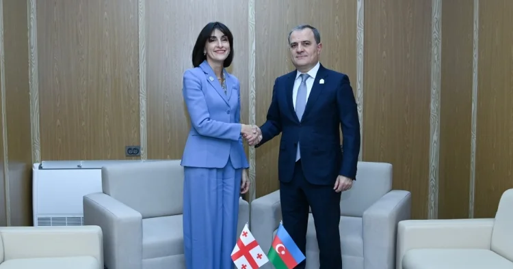 Ceyhun Bayramov Maka Boçorişvili ilə görüşüb