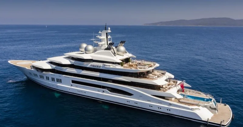 Партнер Трампа купил яхту Керимова