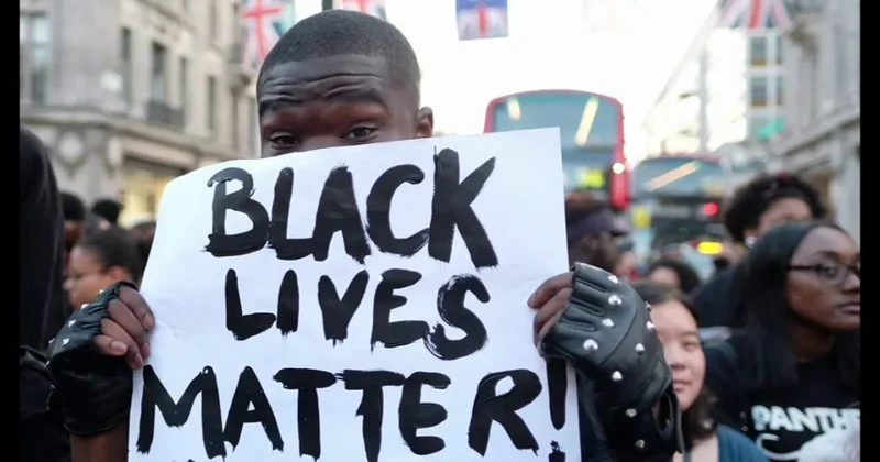 СМИ: Руководство Black Lives Matter подозревают в растрате