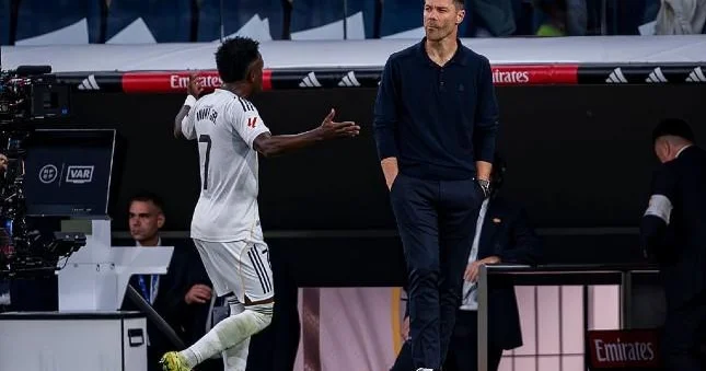 Etdiyi hərəkətə görə üzr istədi!