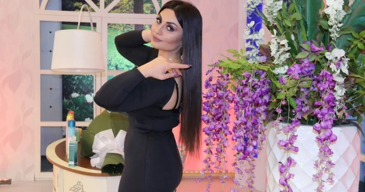 Bu gün məni özünə rəqib görən və... Şəbnəm Tovuzlu