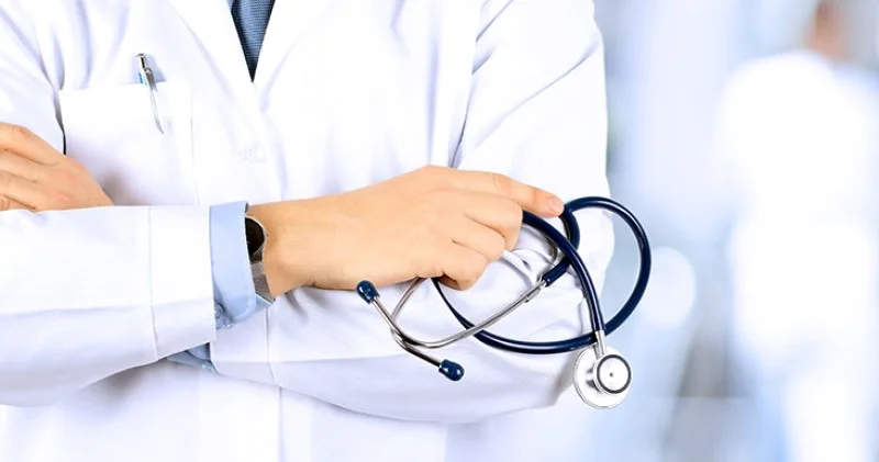 Uroloji Xəstəxananın baş həkimi də işdən çıxdı