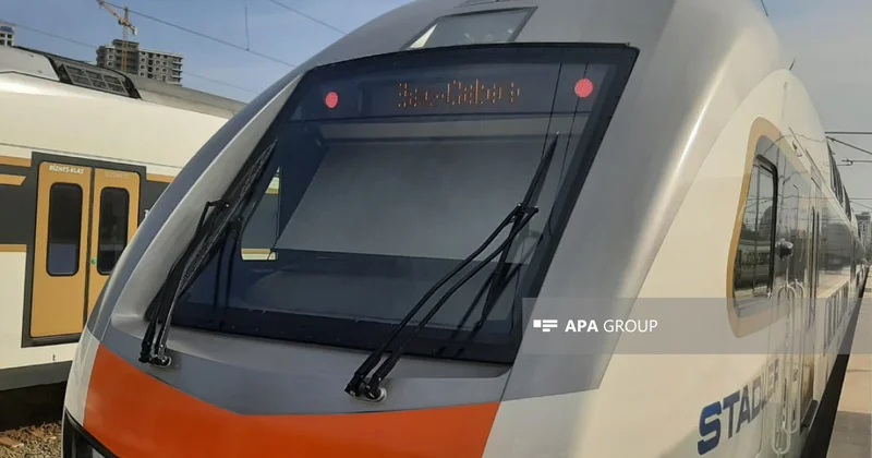 Sürət qatarına daş atan yeniyetmələr polis tərəfindən müəyyən edilib