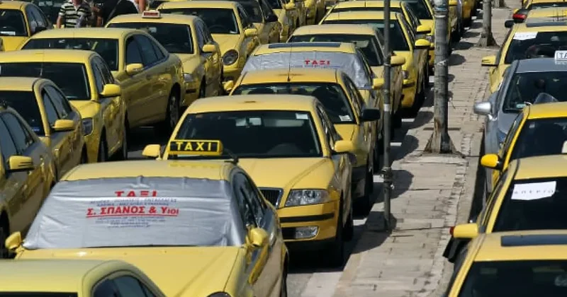 Греческие таксисты проведут 48 часовую забастовку