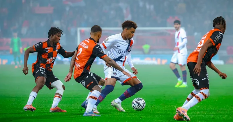 Вингер ПСЖ не сыграет в Баку