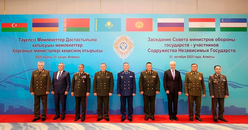 Azərbaycan müdafiə naziri Qazaxıstanda səfərdədir