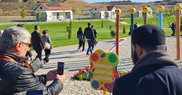 Akkreditə olunmuş xarici diplomatlar Horovluda oldular FOTO