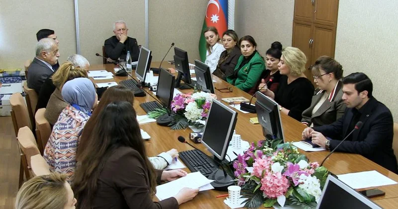 Konstitusiya tariximizə dair gənc alimlərin dəyirmi masası