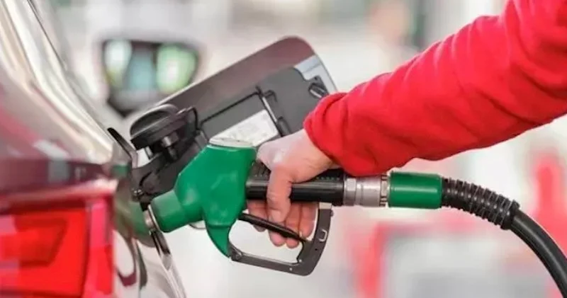 Azərbaycanda premium markalı benzinin qiymətinin... AÇIQLAMA