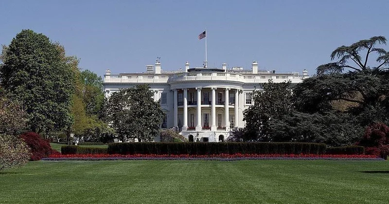 Ağ Evdə ənənəvi Hellouin bayramı keçirilib