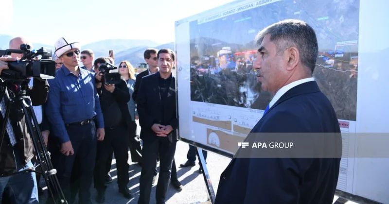 Əcnəbi diplomatlar Horadiz Ağbənd avtomobil yolunda görülən işlərlə tanış olub FOTO