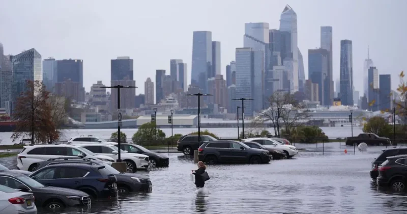 Мощный ливень затопил Нью Йорк ВИДЕО