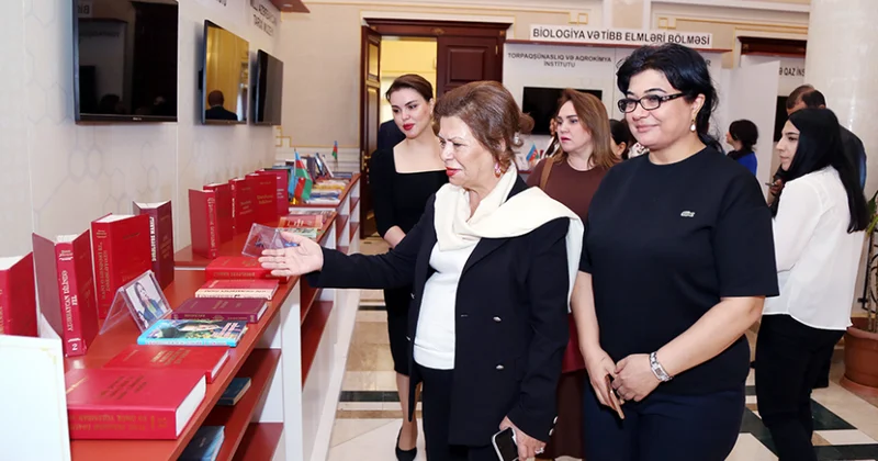 AMEA da görkəmli dilçi alim Mahirə Hüseynovanın 65 illik yubileyi qeyd olunub