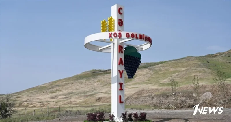 Хикмет Гаджиев знакомит представителей дипкорпуса с развитием Восточно Зангезурского региона