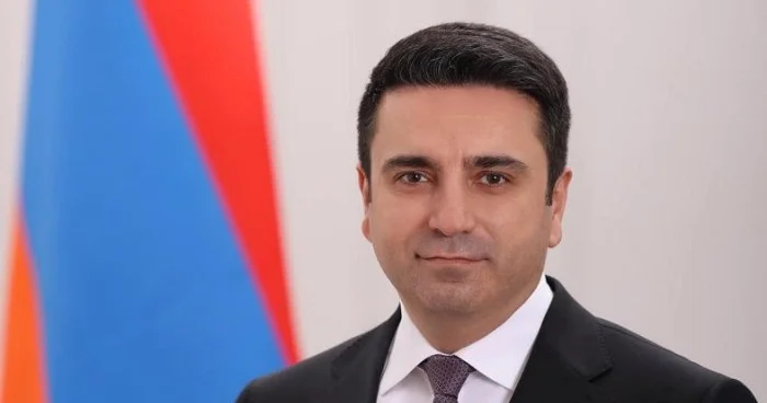 Biz dedikdə, Azərbaycanı da nəzərdə tuturam Simonyan