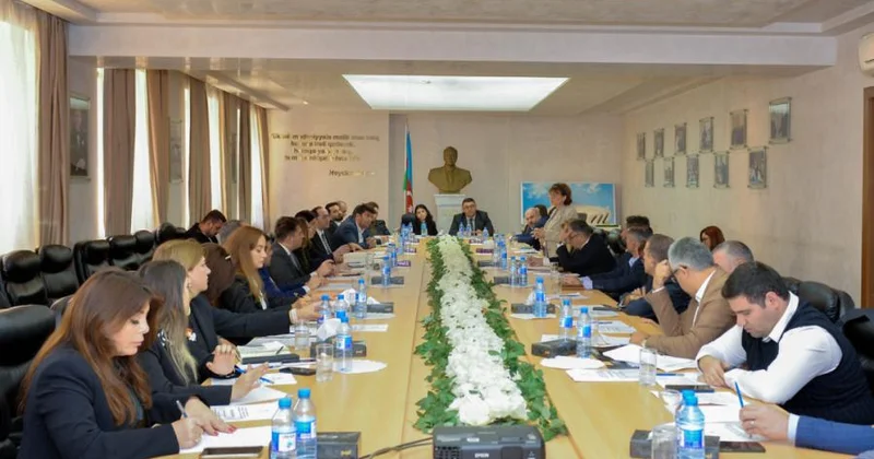 Məktəbəqədər və ümumi təhsil üzrə prioritet istiqamətlər müzakirə olunub