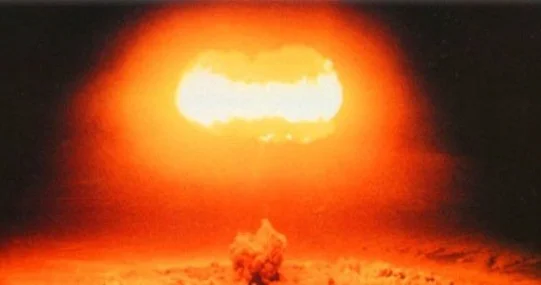 Trampın qərarı: Dünya gücləri nüvə yarışına başlayır