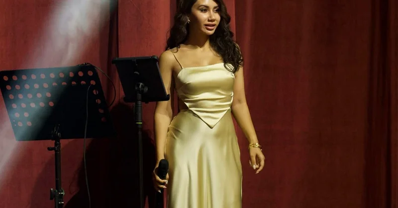 В Баку насмерть сбили известную певицу