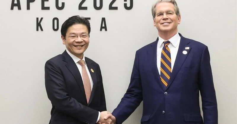 Skott Bessent Sinqapurun Baş naziri ilə görüşüb