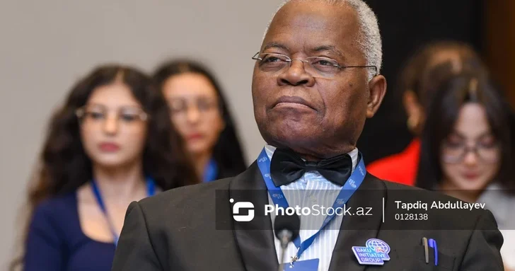 Дьёдонне Квебе Кимпеле: Бельгийские колонизаторы применяли пытки и калечили детей в ДР Конго