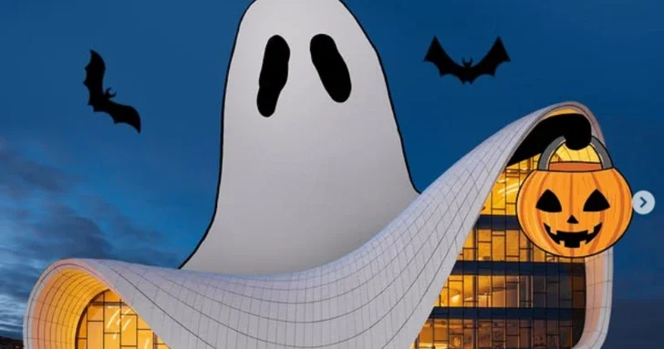 Иллюстратор Робин Яйла изобразил Центр Гейдара Алиева в духе Хэллоуина ФОТО