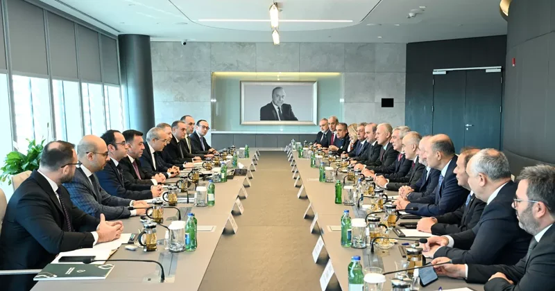 Джаббаров встретился с главой Стамбульской промышленной палаты