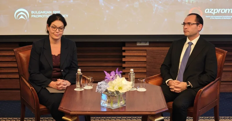 Məcnun Məmmədov biznes forumunda iştirak edib FOTOLAR