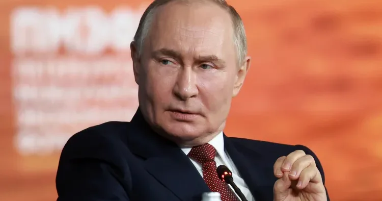 Putin “Burevestnik” raketinin yaradıcılarını mükafatlandıra BİLƏR