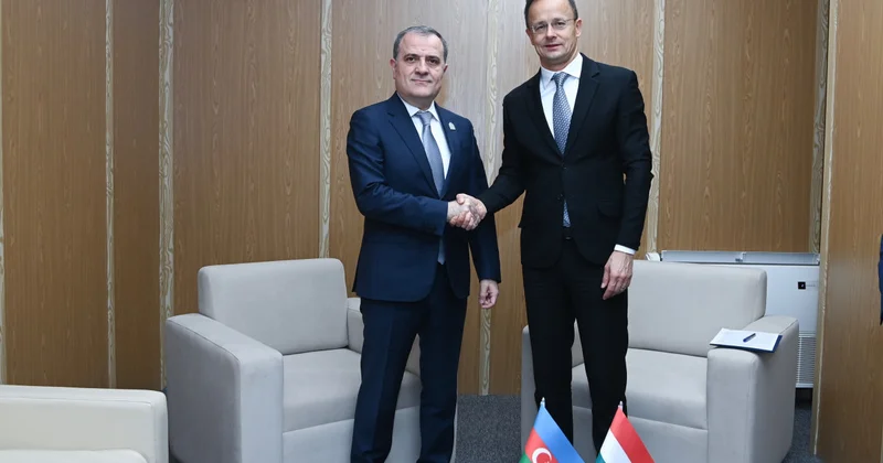 Ceyhun Bayramov və Siyarto Azərbaycan Macarıstan strateji tərəfdaşlığını müzakirə edib