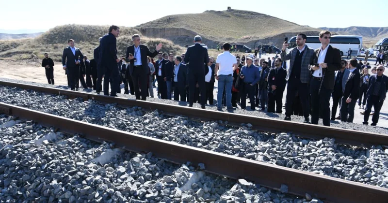 Səfirliklərin, beynəlxalq təşkilatların rəhbər şəxsləri Həkəri dəmir yolu stansiyasına baxış keçiriblər FOTOLAR