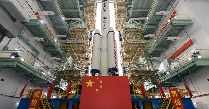 Çin növbəti astronavt qrupunu orbitə göndərir
