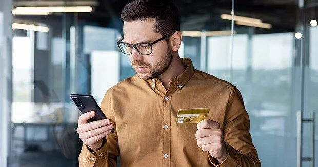 Найден вирус, ворующий деньги со смартфонов