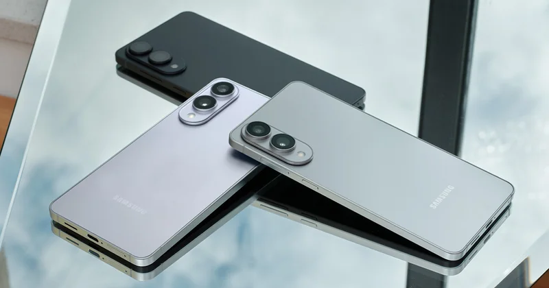 Edge 2.0: Samsung создает самый тонкий смартфон в истории бренда