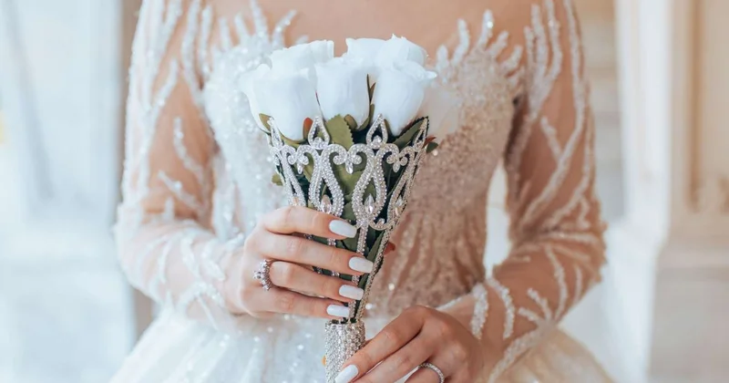 Anası gəlinin ayaqqabısına pul qoydu, kürəkəni hədələdi VİDEO