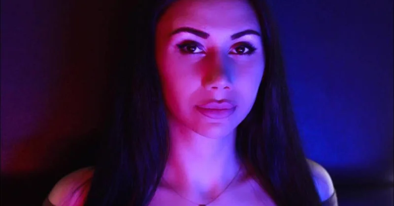 Bakıda müğənni qəzada öldü FOTO