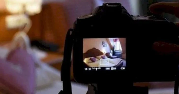 В Азербайджане распространились интимные кадры школьников, несколько человек привлечены к следствию